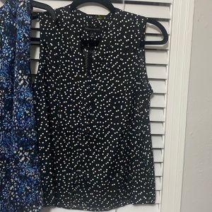 BNWT Black polka dot, 100% silk, Banana, sleeveless tank
